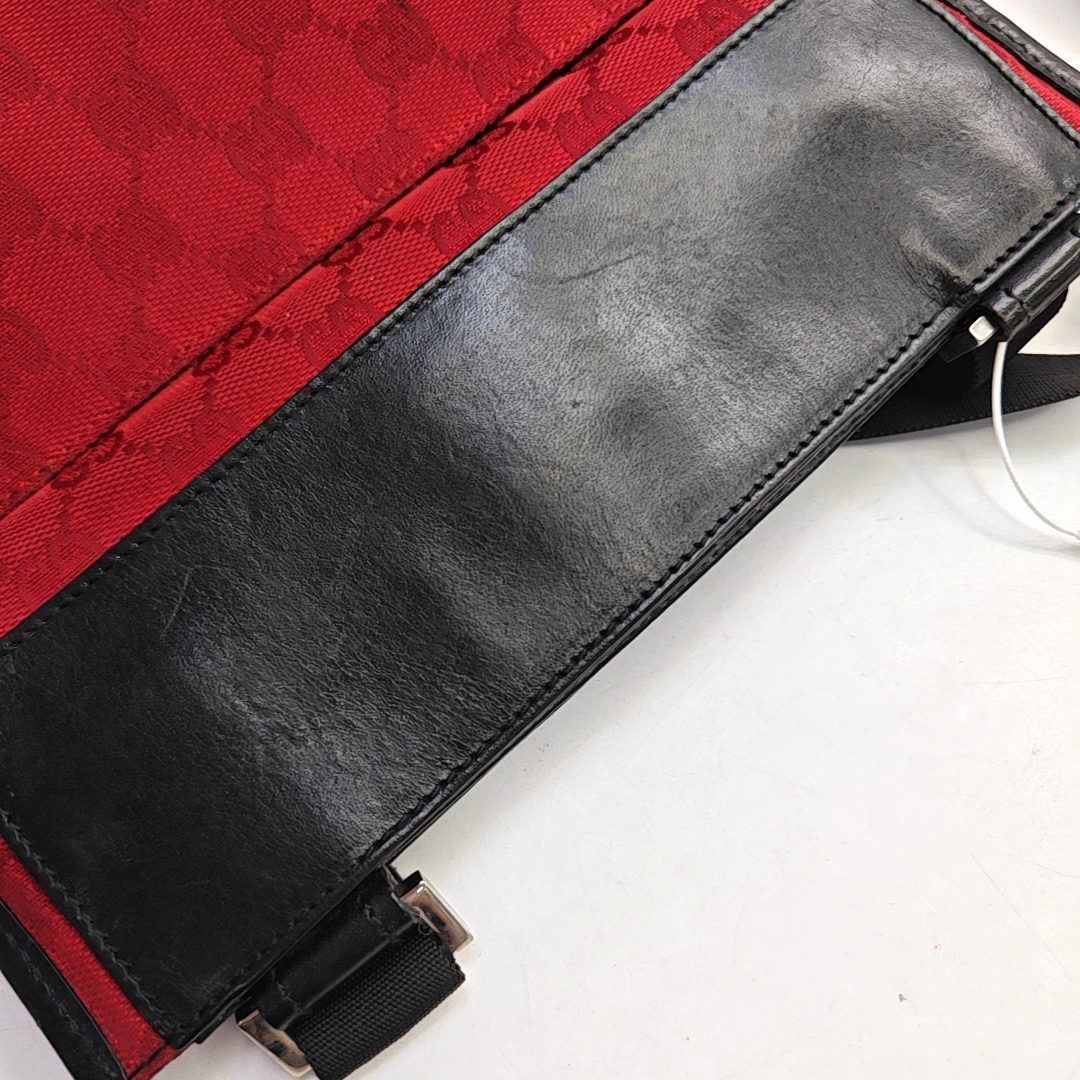 GUCCI Red Canvas Monogrammed Jacquard Shoulder Bag Silver Hardware-(SKU)-948846460