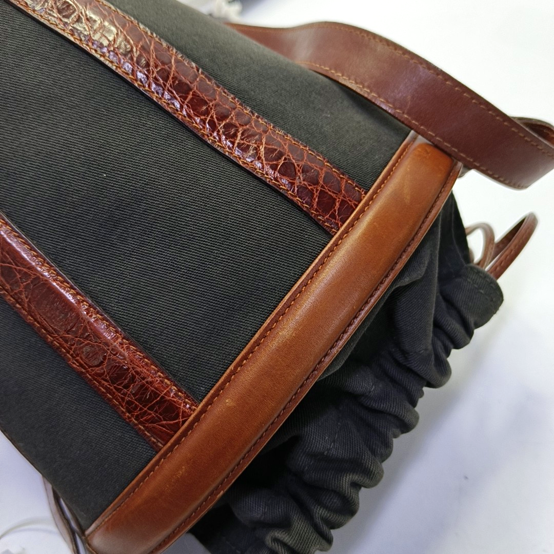 CELINE TRIOMPHE Gray green fabric crossbody bag single shoulder bag Golden hardware-(SKU)-946532608