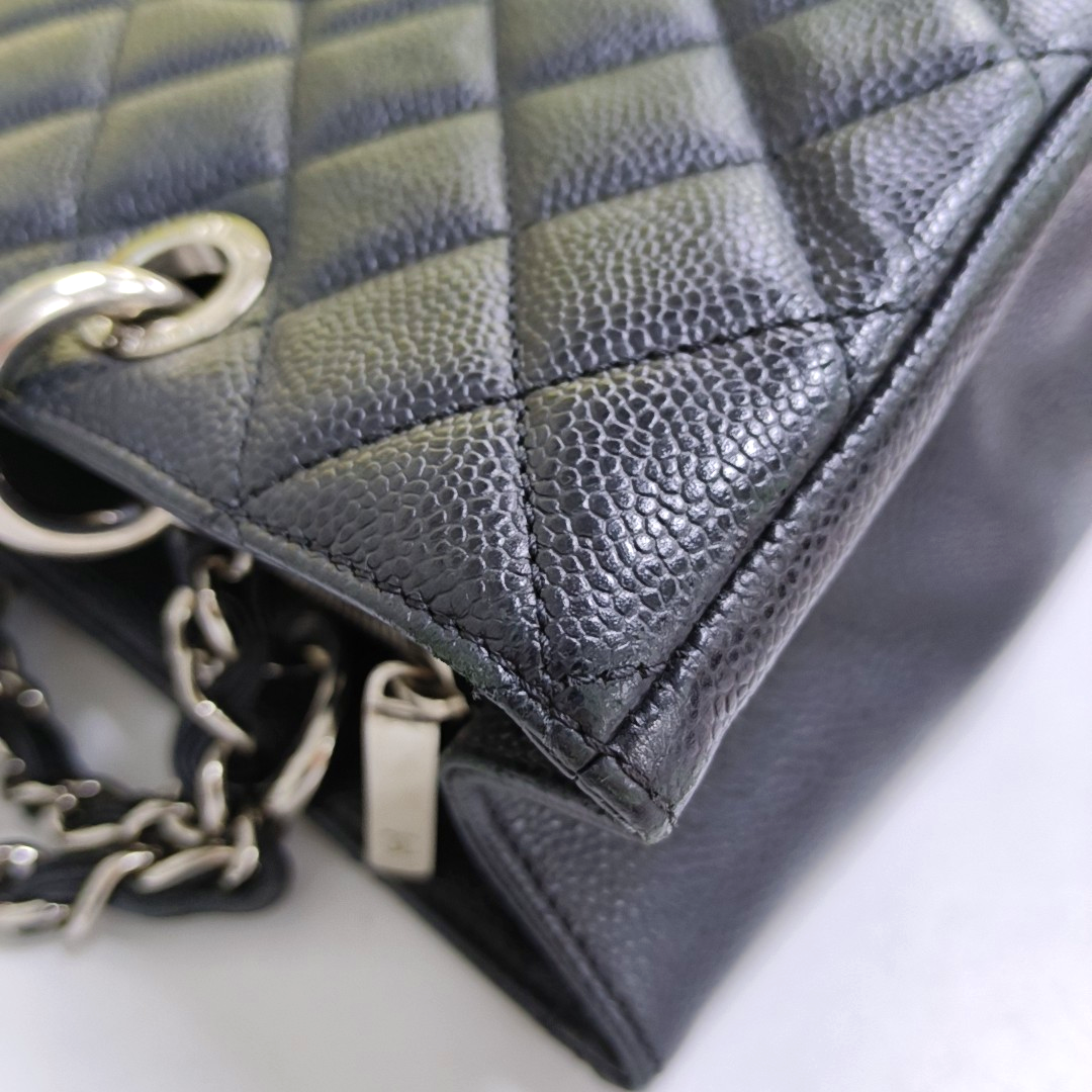 CHANEL CHANEL GST Large Black Calfskin Quilted Crossbody Shoulder Bag with Silver Hardware, 16K-(SKU)-961066652