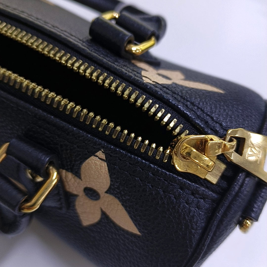 LOUIS VUITTON PAPILLON BB Black Calfskin Monogram Papillon Crossbody Shoulder Bag Handbag with Removable Strap Gold Hardware Detachable Pouch-(SKU)-966336754