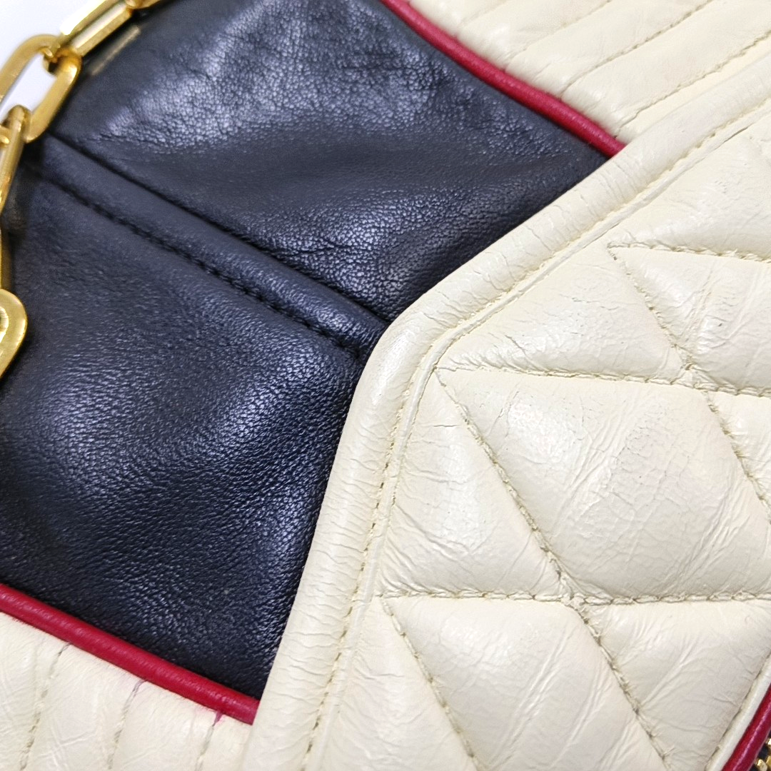 Miu Miu White Lamb Leather Quilted Shoulder Bag Tote Bag Golden hardware Removable shoulder strap-(SKU)-956072248