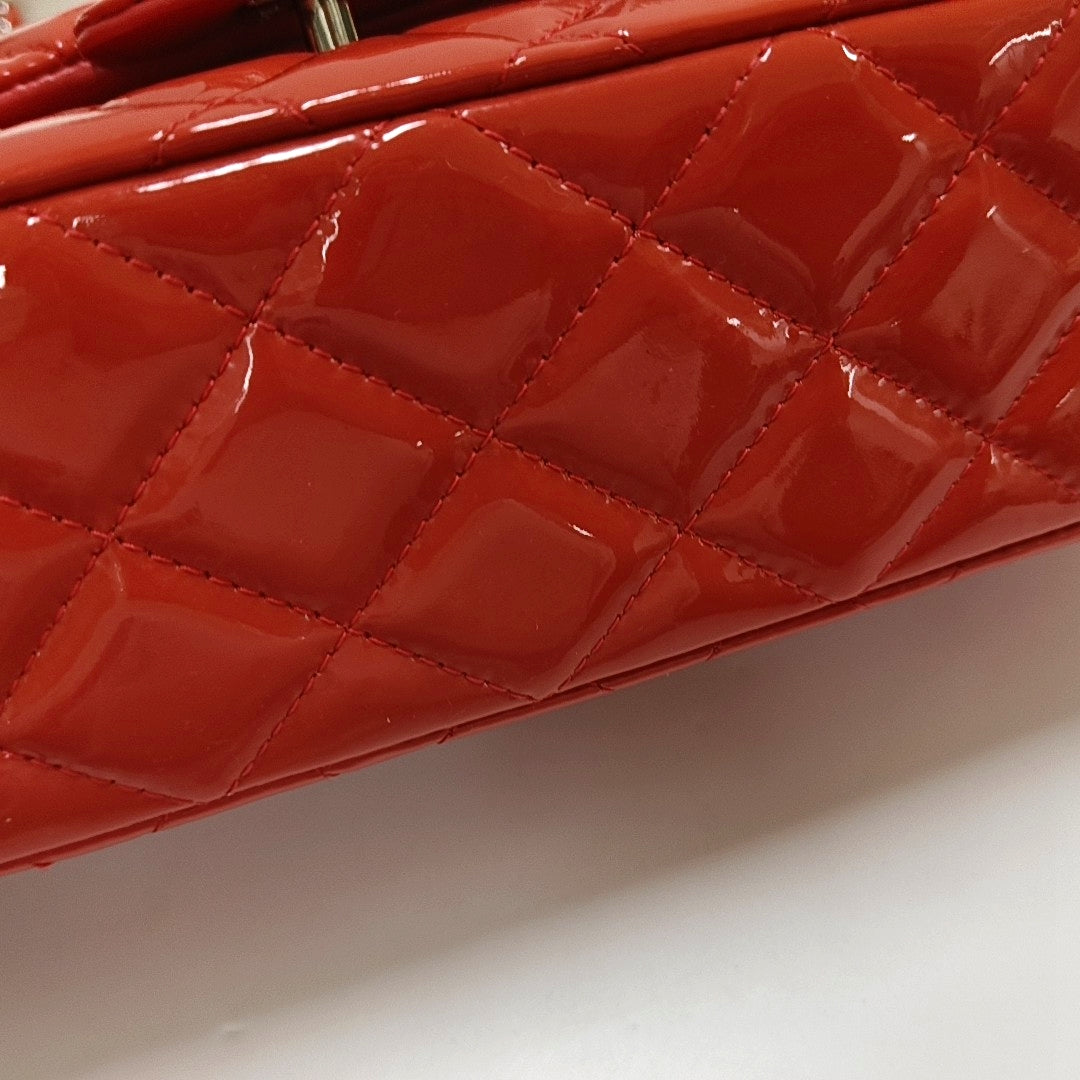 CHANEL CLASSIC FLAP Medium Orange Patent Leather Quilted Shoulder Bag Crossbody Bag Silver Hardware 16 Clasp-(SKU)-966701746