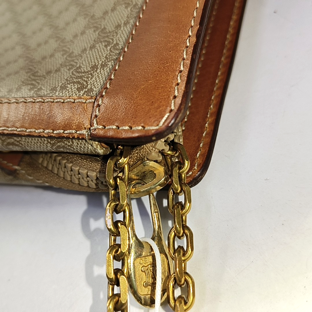 CELINE MACADAM CLUTCHES Beige Coated Canvas Triumph Handbag Brown Hardware-(SKU)-951569152