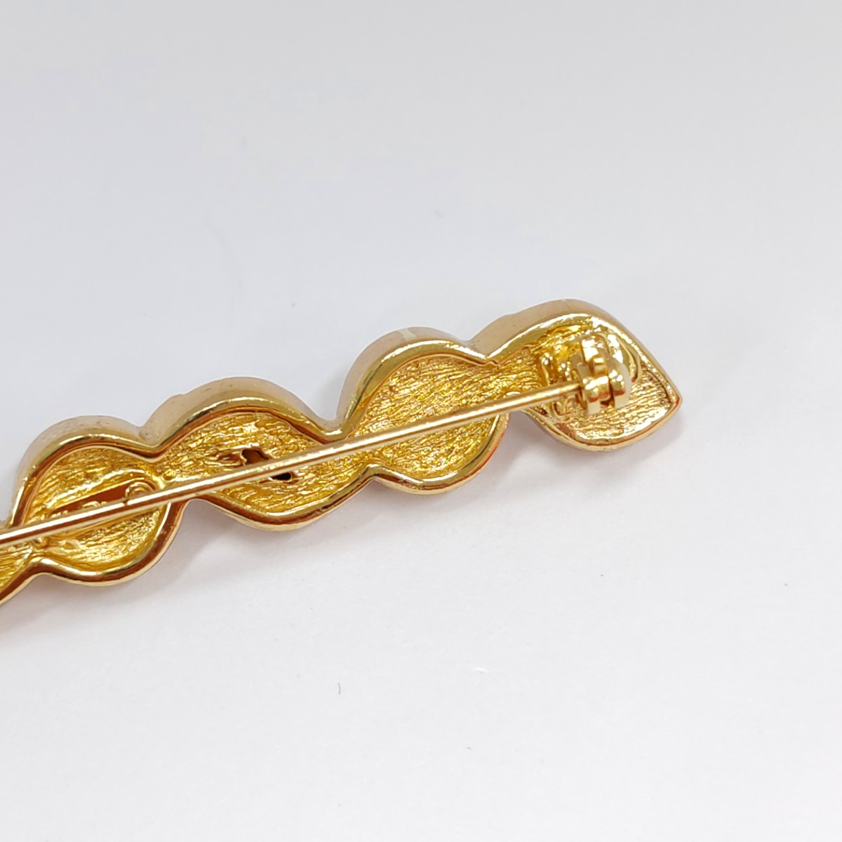 DIOR 金色合金,人造珍珠,人造水晶镶嵌胸针-(SKU)-942848194