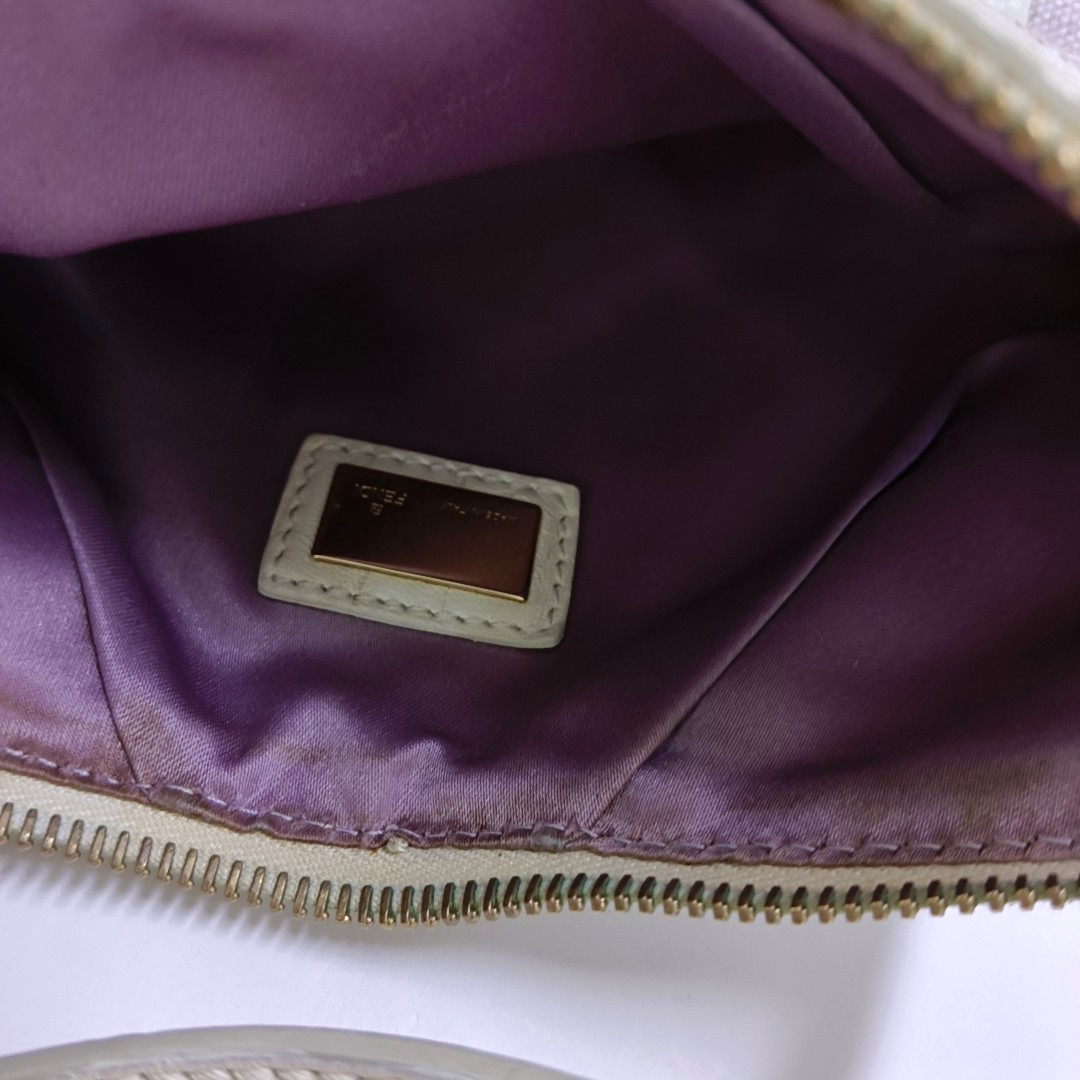 FENDI 米色织物双F老花Handheld包 Golden hardware-(SKU)-949067785