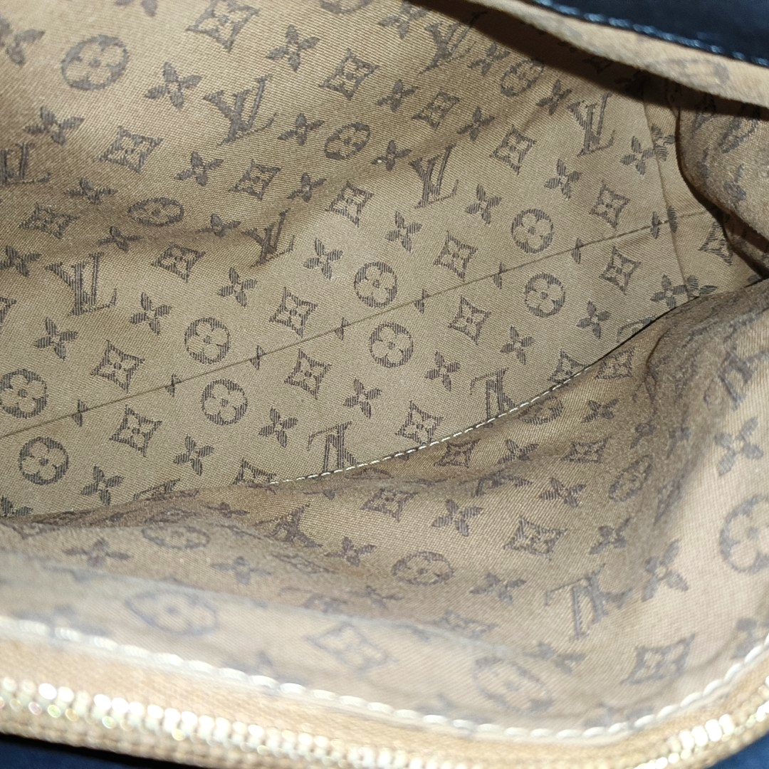 LOUIS VUITTON DAUPHINE Medium Black Leather Crossbody Shoulder Bag Handbag with Gold Hardware and 2 Removable Shoulder Straps-(SKU)-958414273