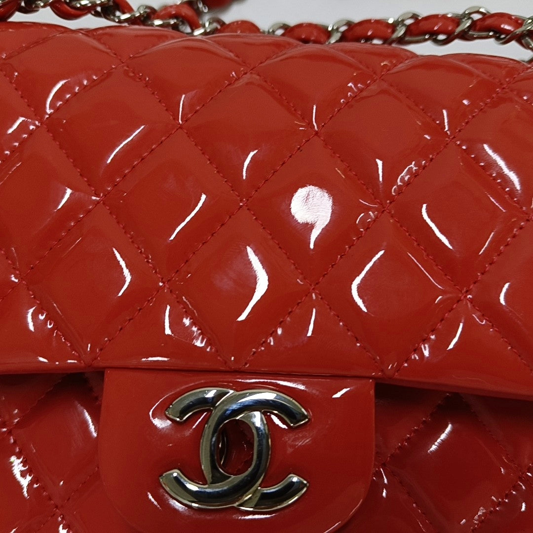 CHANEL CLASSIC FLAP Medium Orange Patent Leather Quilted Shoulder Bag Crossbody Bag Silver Hardware 16 Clasp-(SKU)-966701746