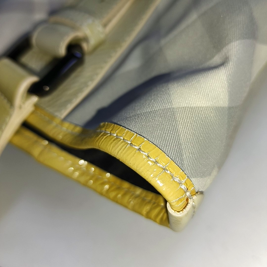 BURBERRY Lowry Light Gray Fabric Tote Bag Black hardware shoulder straps-(SKU)-936956397