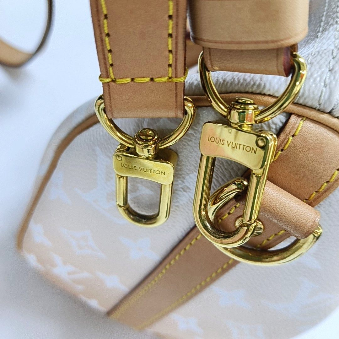 LOUIS VUITTON SPEEDY 25 Apricot Coated Canvas Monogram Boston Bag Crossbody Shoulder Bag Sling Bag Gold Hardware Removable Strap-(SKU)-966306209