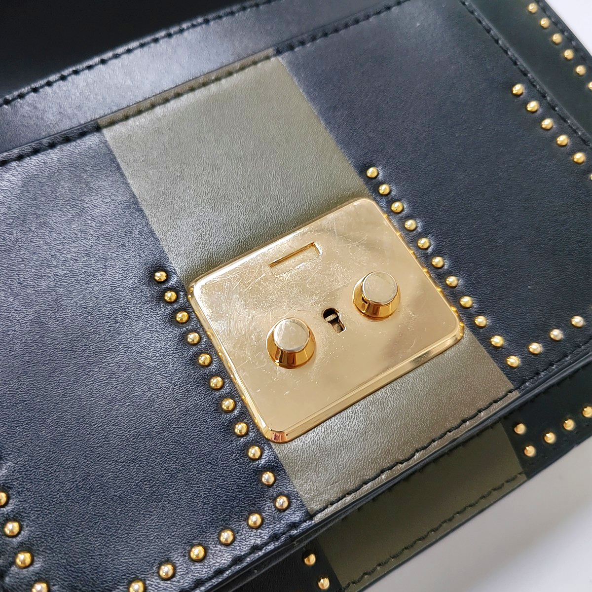 MICHAEL KORS Sloan Editor Medium size Black Leather Studs Single Shoulder Bag Golden hardware Removable shoulder strap-(SKU)-940342508