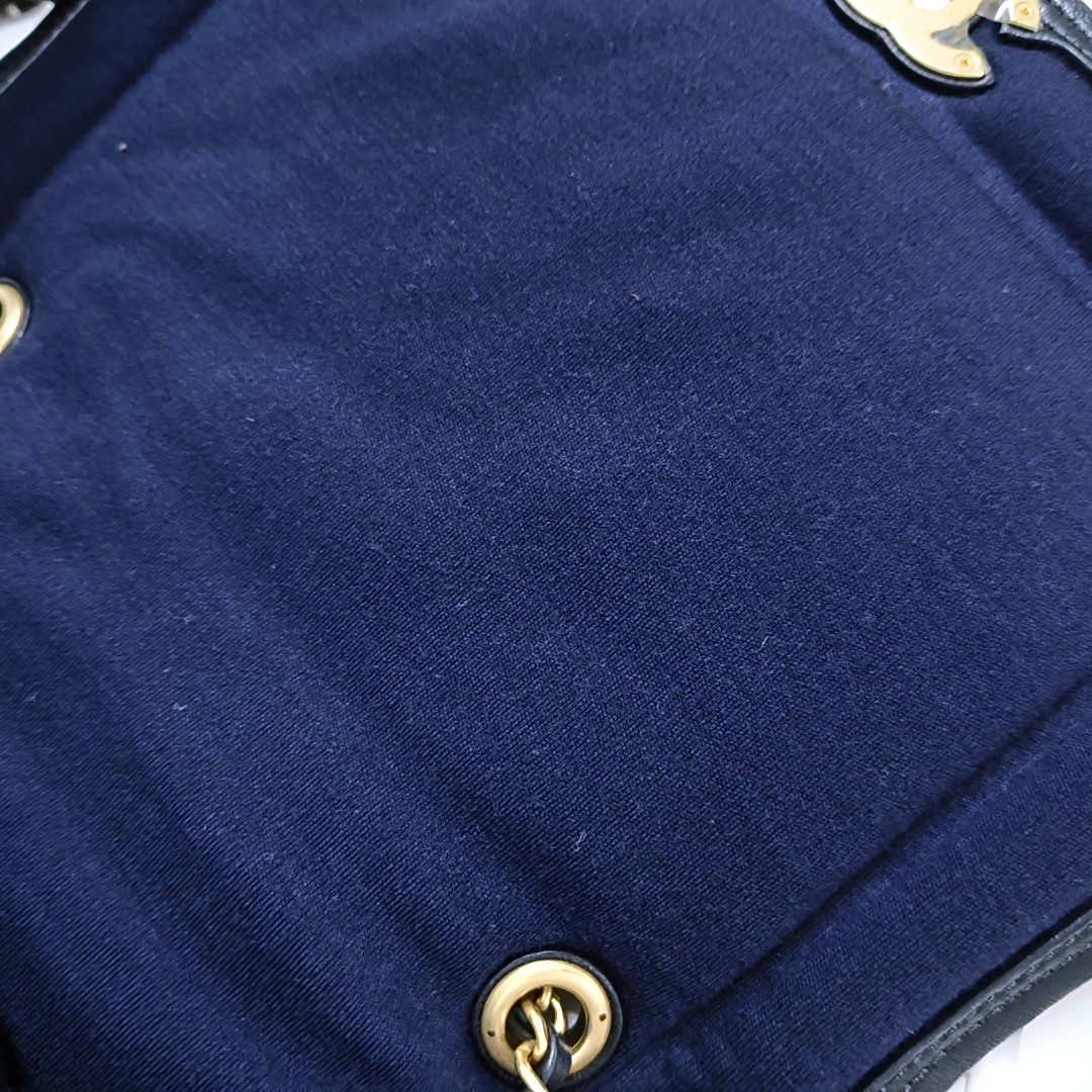 CHANEL VINTAGE PUFFY black lambskin crossbody bag shoulder bag 28 opening gold hardware-(SKU)-964643760