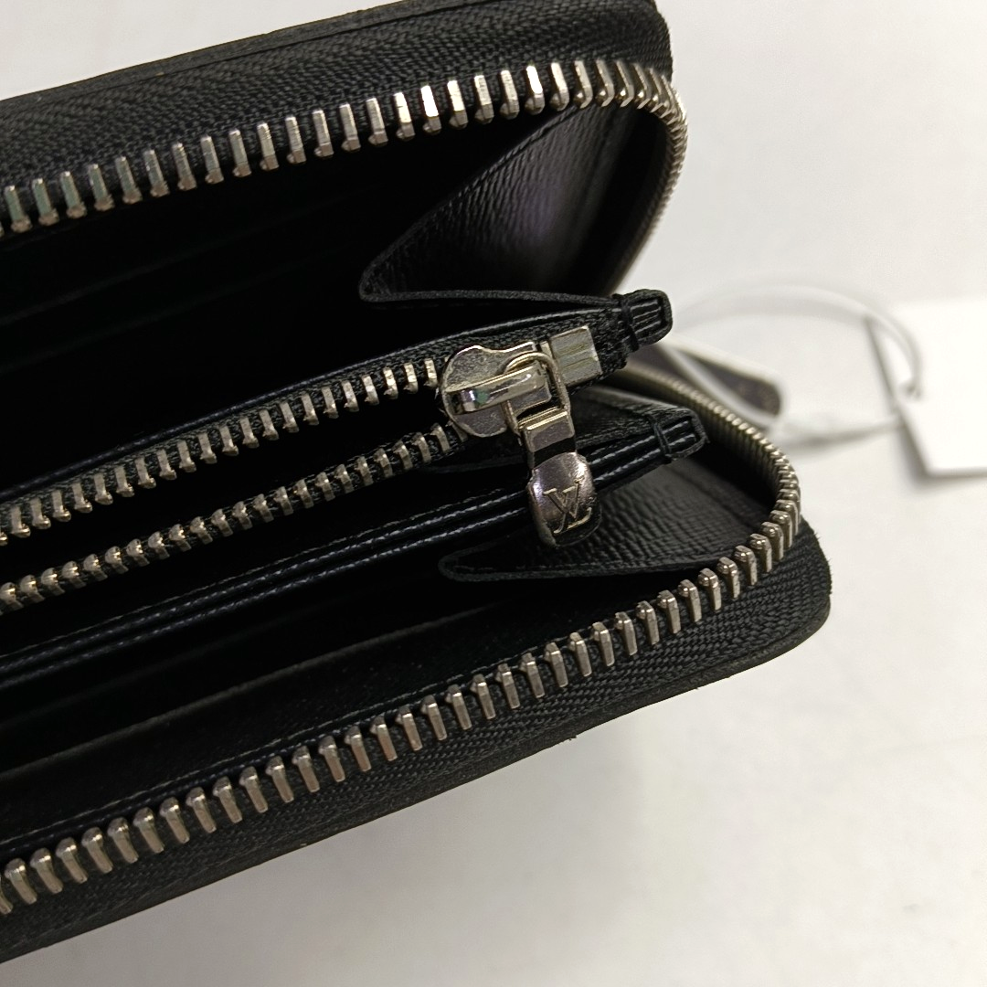 LOUIS VUITTON BlackEPI牛皮水波纹钱包 Silver Hardware-(SKU)-957987232