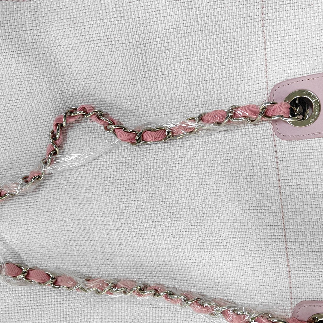 CHANEL DEAUVILLE Large White Canvas Beach Bag Single Shoulder Bag with Silver Hardware, 21 Clasp-(SKU)-950557027