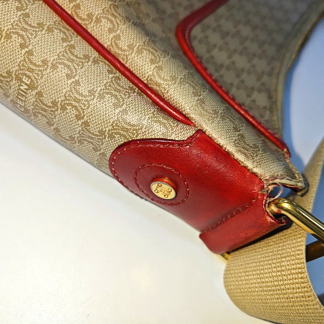 CELINE Khaki Coated Canvas Triumph Grained Shoulder Bag Handbag Golden hardware-(SKU)-936434494