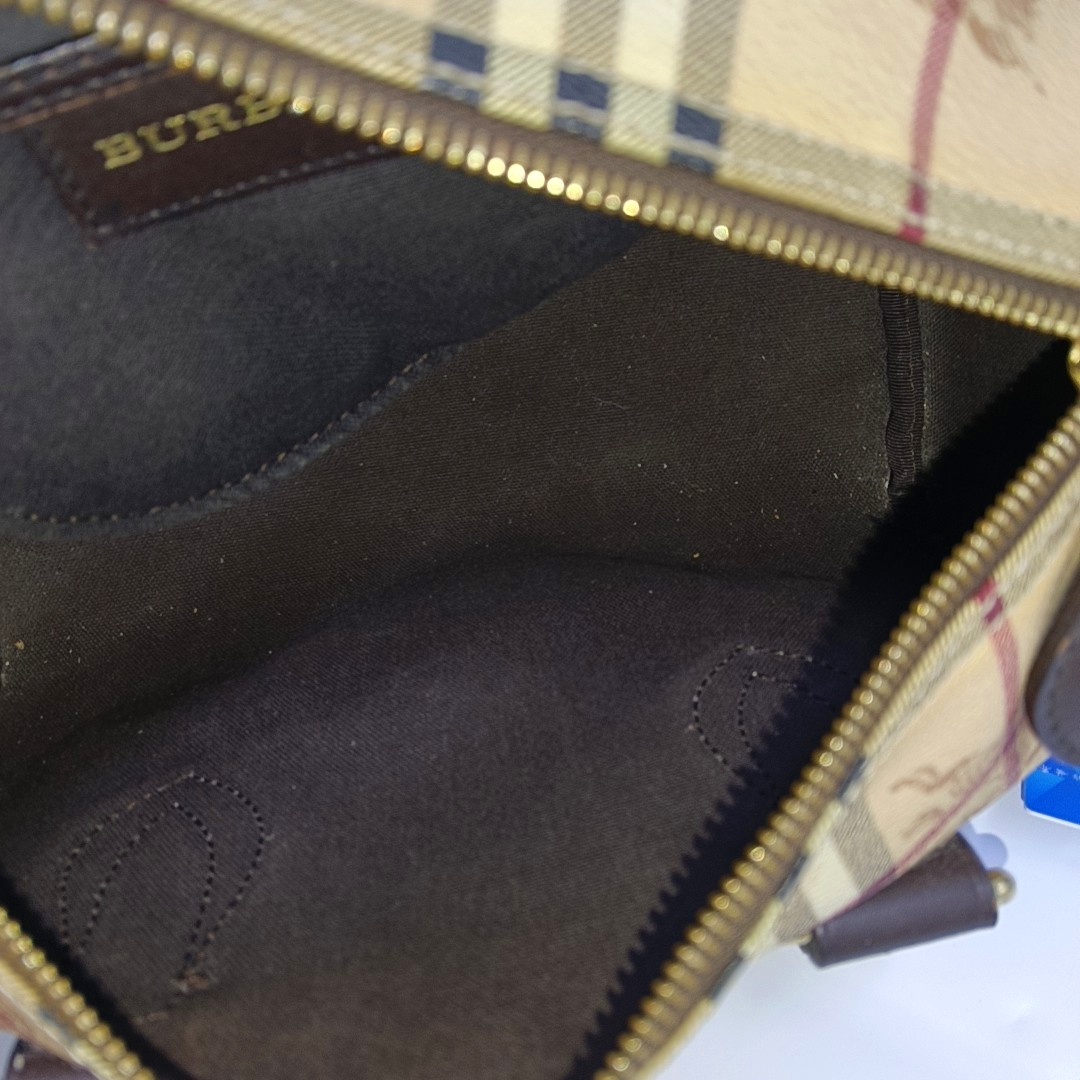 BURBERRY Medium size Khaki Coated Canvas War Horse Grain Handbag Golden hardware-(SKU)-960568597