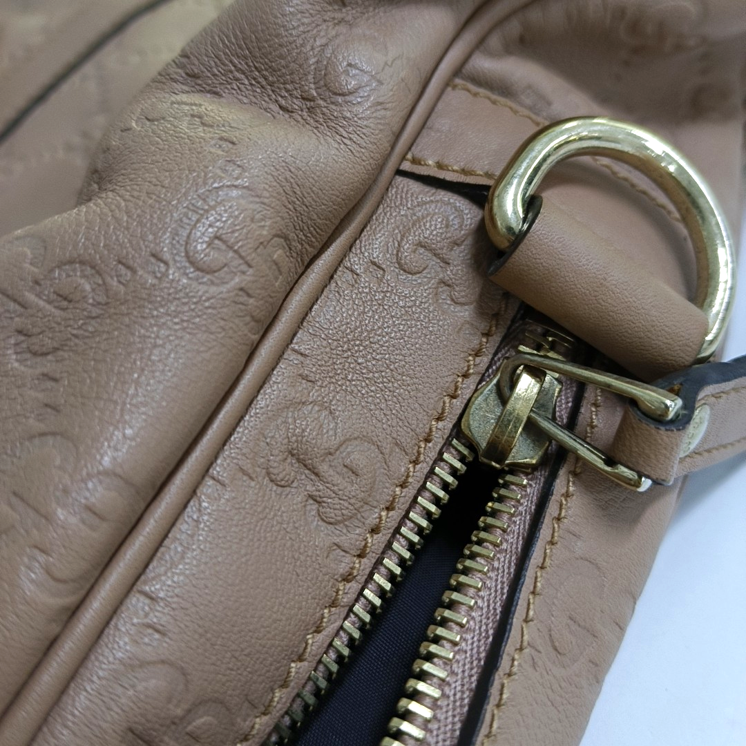 GUCCI Light Pink Cowhide Embossed Monogram Shoulder Bag Tote Bag Golden hardware Removable shoulder strap-(SKU)-947868328