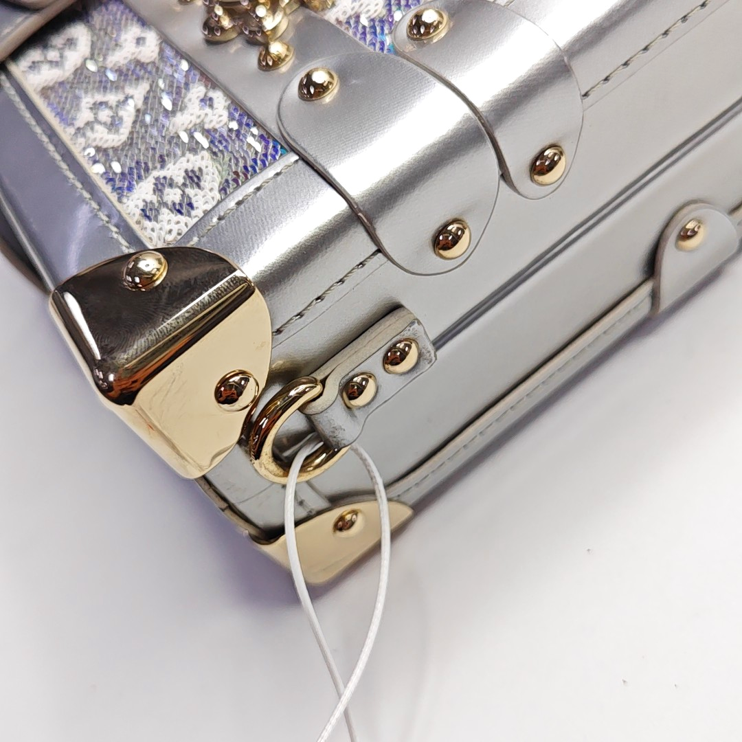 LOUIS VUITTON PETITE MALLE Silver Satin Shoulder Bag Crossbody Golden Hardware Removable Shoulder Strap Complete Accessories-(SKU)-961332912