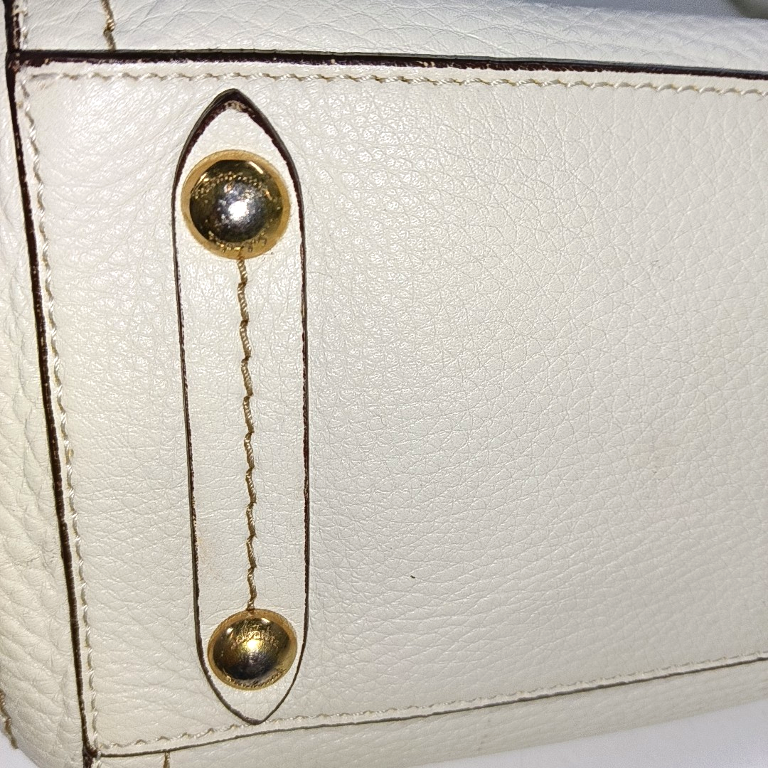 FERRAGAMO Sookie White Leather Handbag Golden hardware-(SKU)-13881805