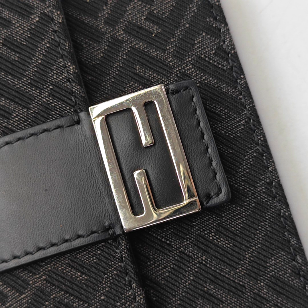 FENDI Baguette mini Black织物双F提花钱包 Silver Hardware-(SKU)-948893473
