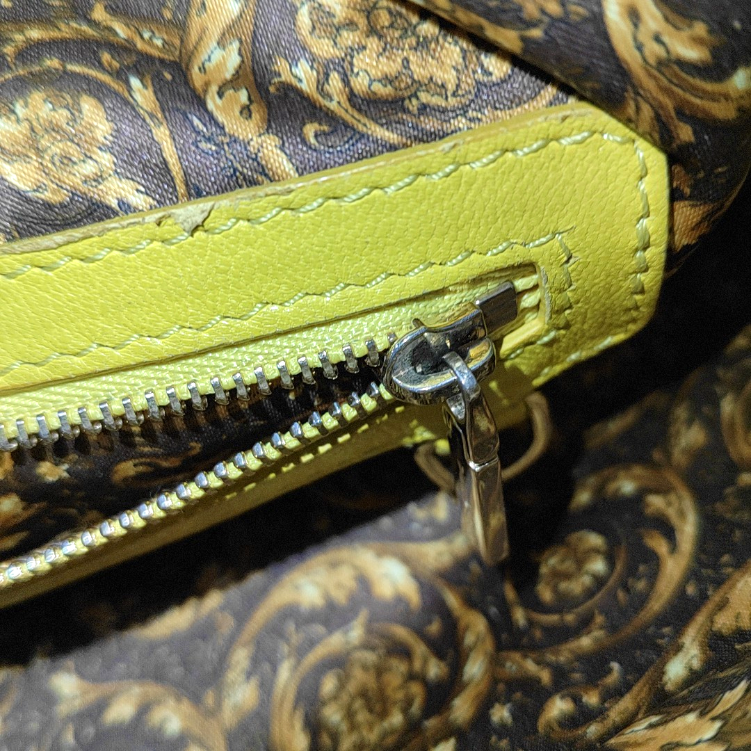 VERSACE Yellow Patent Leather Quilted Handbag Golden hardware-(SKU)-930265862
