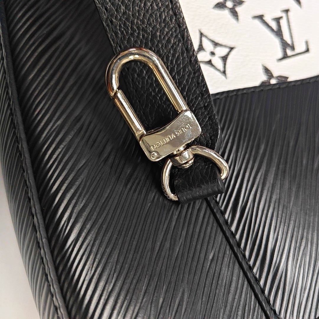 LOUIS VUITTON MARELLE Black EPI Leather Water Ripple Shoulder Bag with Shoulder Strap and Handle, Silver Hardware, Detachable Strap-(SKU)-933629695