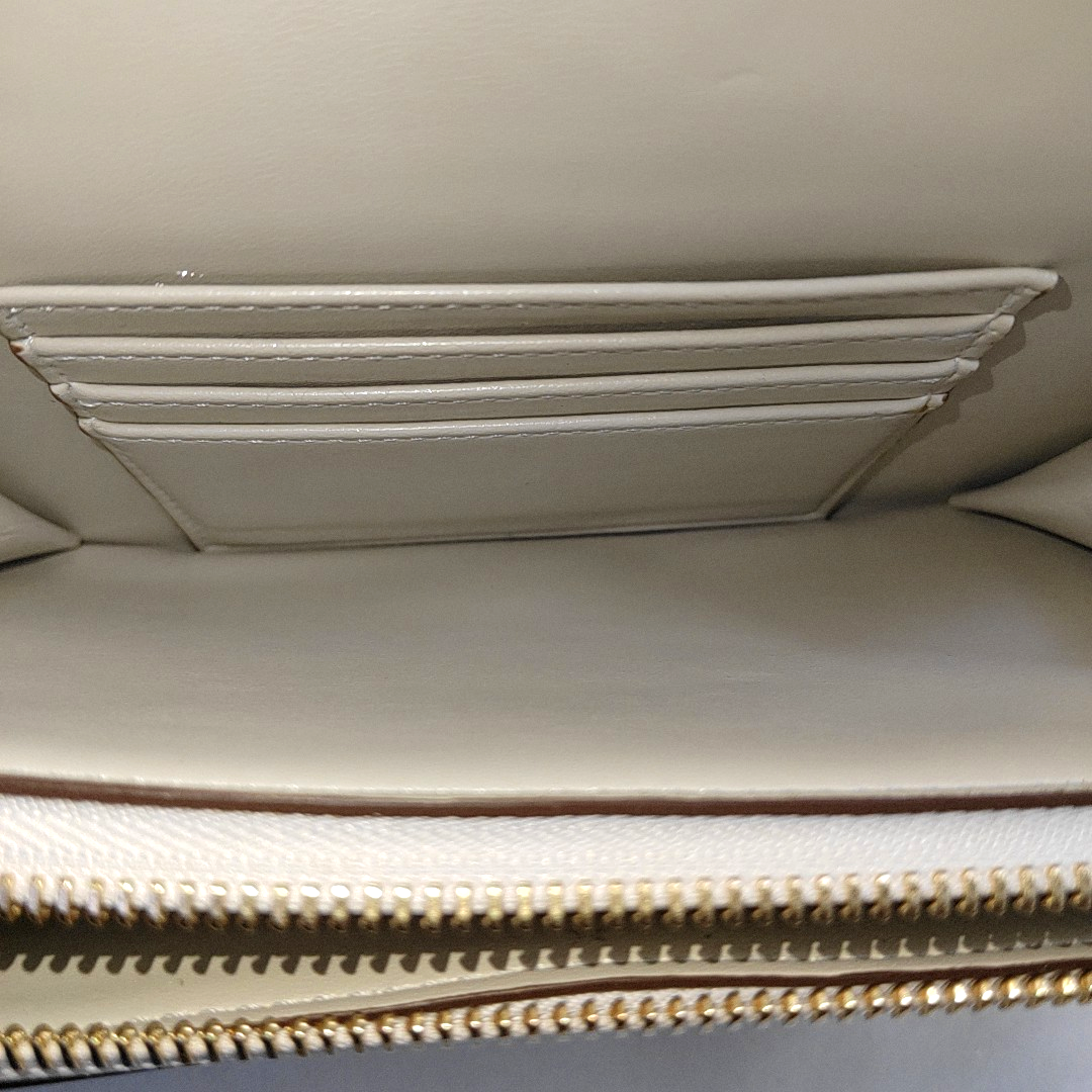 STELLA McCARTNEY Stella Logo White Leather Cutout Floral Crossbody Bag Single Shoulder Bag Golden hardware Removable shoulder strap-(SKU)-940252376