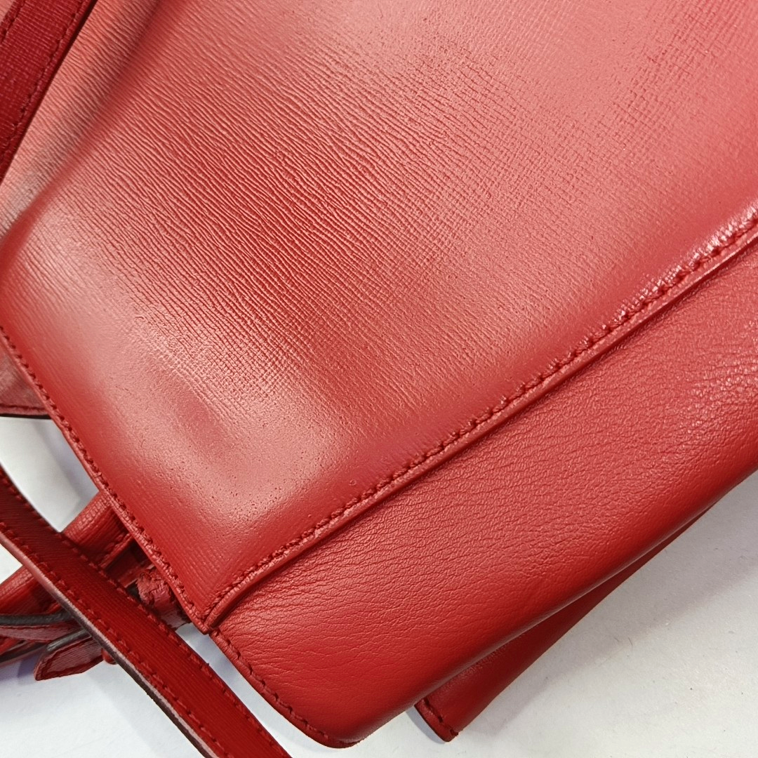 FENDI 2 Jours Small size Red Cowhide Single Shoulder Bag Handbag Crossbody Bag Gold Red Hardware Removable shoulder strap-(SKU)-946007227