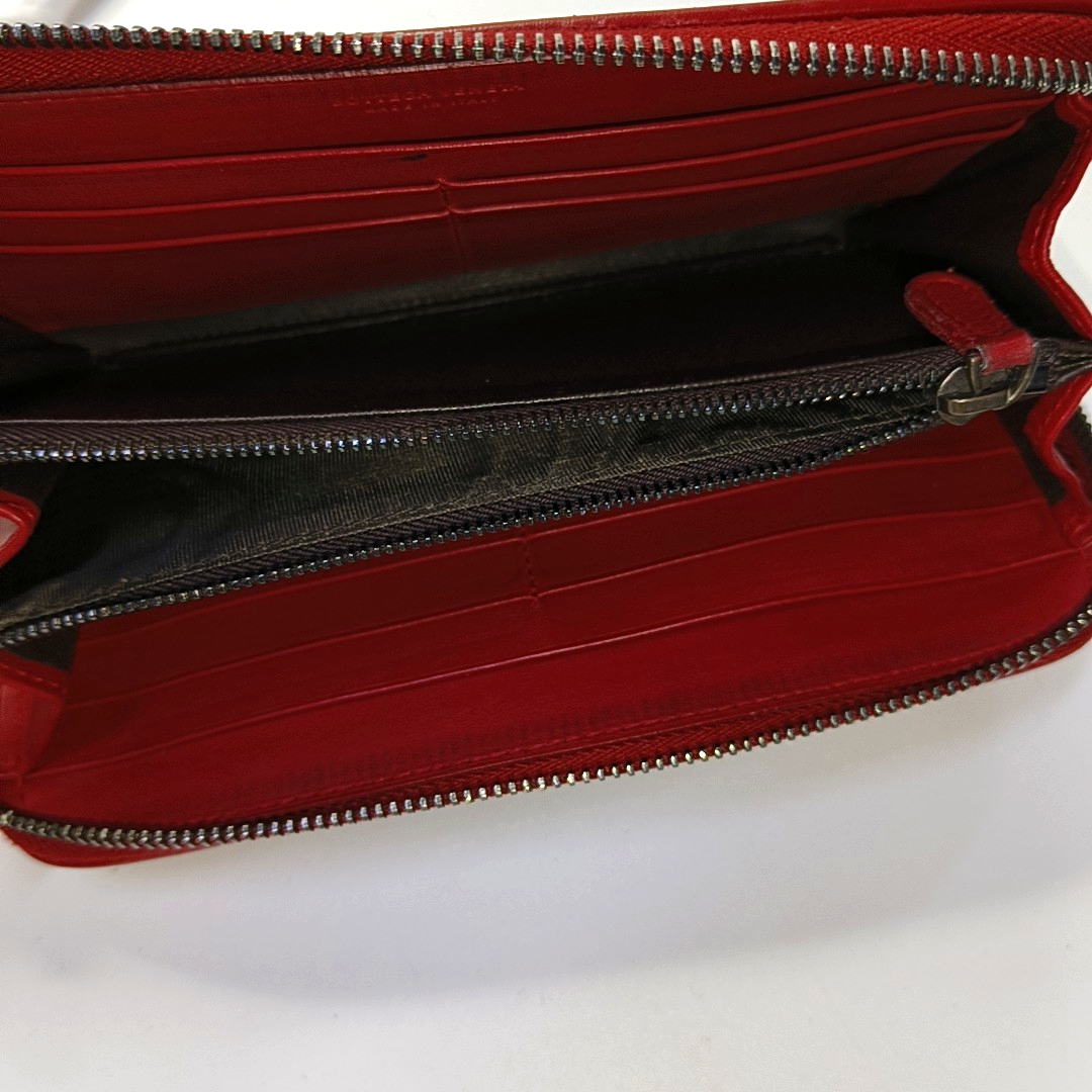 BOTTEGA VENETA Red Cowhide Woven Wallet Black hardware-(SKU)-945768483
