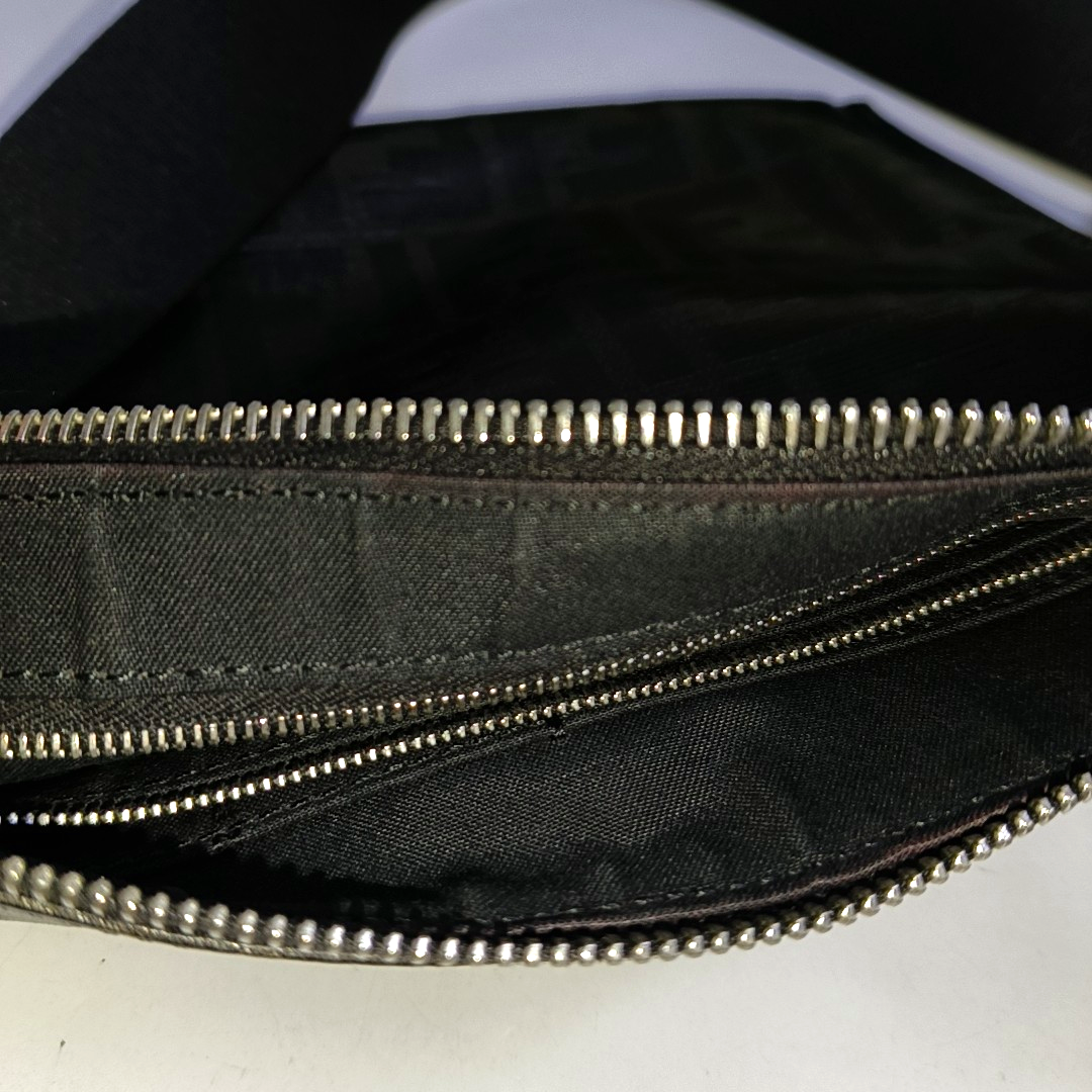 FENDI Black cowhide embossed shoulder bag crossbody bag Silver Hardware-(SKU)-944722741