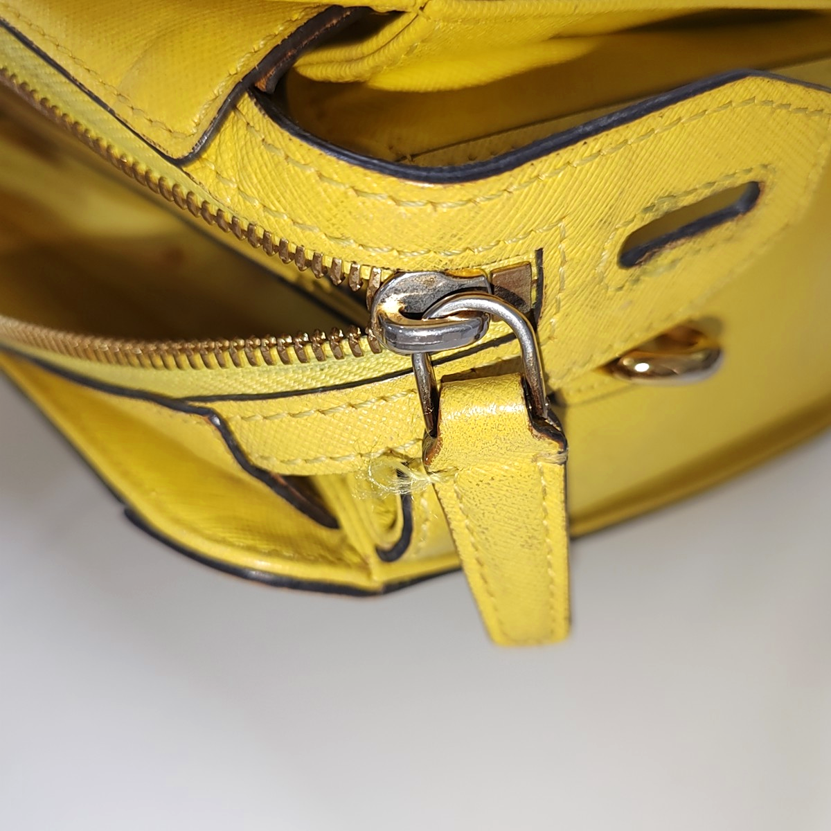 MCM NUOVO Yellow Leather Sling Shoulder Bag Golden hardware Removable shoulder strap-(SKU)-940313912
