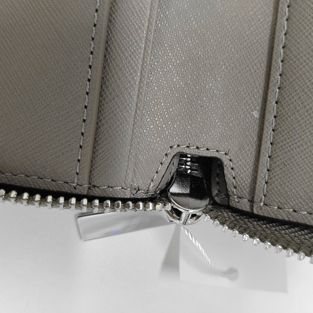 TORY BURCH Gray Leather Embossed Wallet Silver Hardware-(SKU)-14016199