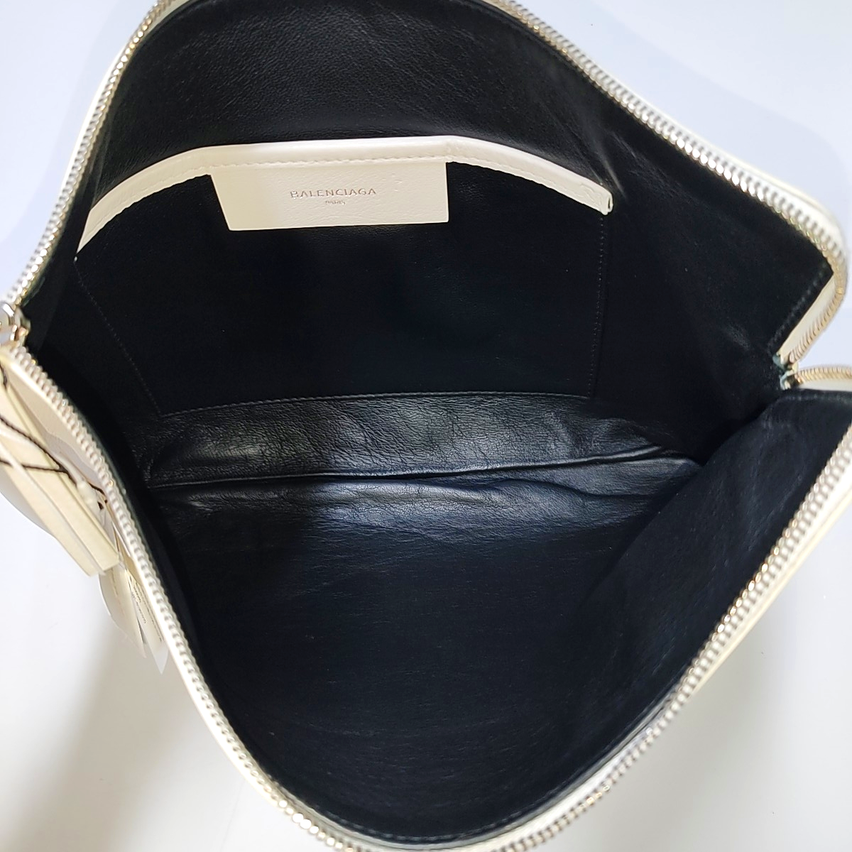 BALENCIAGA Cash White cowhide floral handbag Silver Hardware-(SKU)-940170346