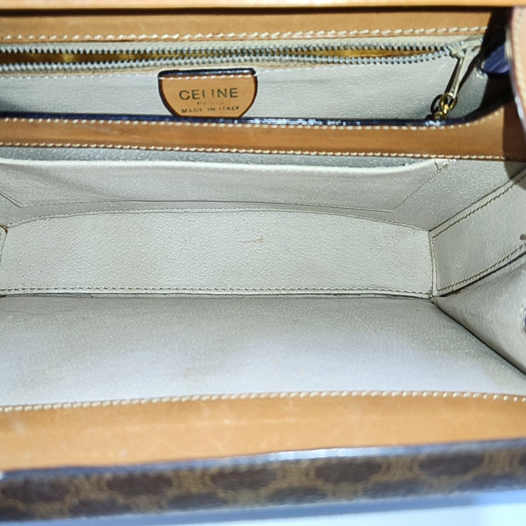 CELINE Brown Coated Canvas Triumph Tote Bag Golden hardware-(SKU)-959942823
