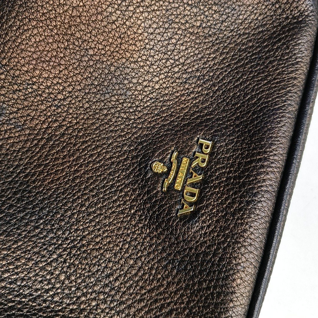PRADA Camera Bag Black Leather Logo Handbag Single Shoulder Bag Crossbody Bag Golden hardware-(SKU)-953167834
