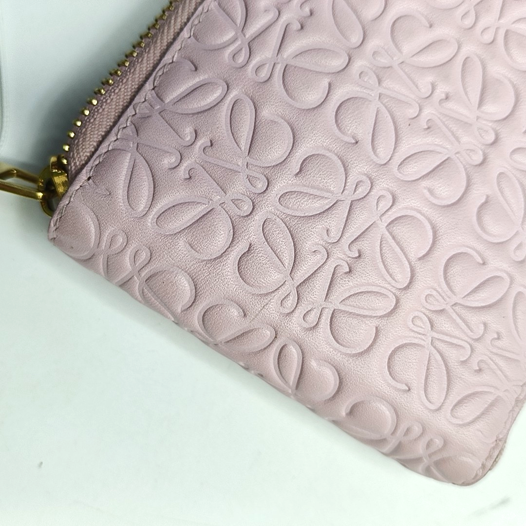 LOEWE Pink Cowhide Embossed Vintage Wallet Golden hardware-(SKU)-956396873