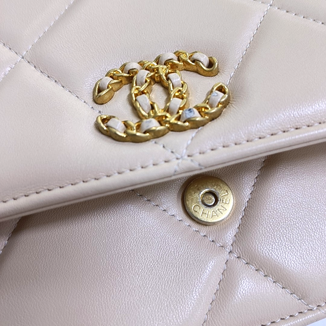CHANEL CHANEL 19 WOC Beige Lamb Skin Quilted Stitched Crossbody Shoulder Bag Handbag Tote Bag Golden Silver Rhodium Hardware 31 Clasp-(SKU)-949178375