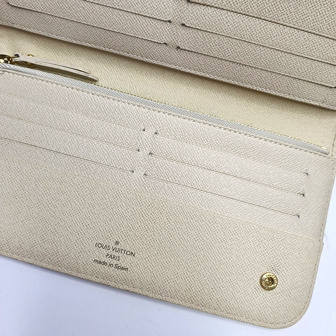 LOUIS VUITTON White Coated Canvas Checkered Wallet Golden hardware-(SKU)-956774452