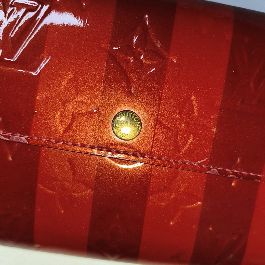 LOUIS VUITTON PORTE MONNAIE Multicolor Patent Leather Monogram Embossed Wallet Golden hardware-(SKU)-938255426