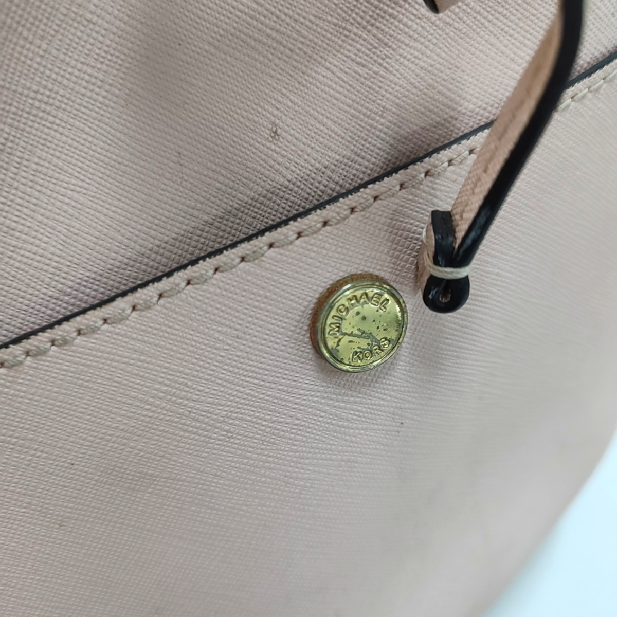 MICHAEL KORS Bucket bag Khaki cowhide embossed single shoulder bag handbag crossbody bag Golden hardware-(SKU)-944251634