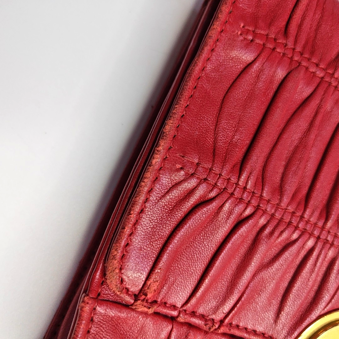 PRADA Red Cowhide Quilted Crossbody Bag Single Shoulder Bag Golden hardware Removable shoulder strap-(SKU)-960577105