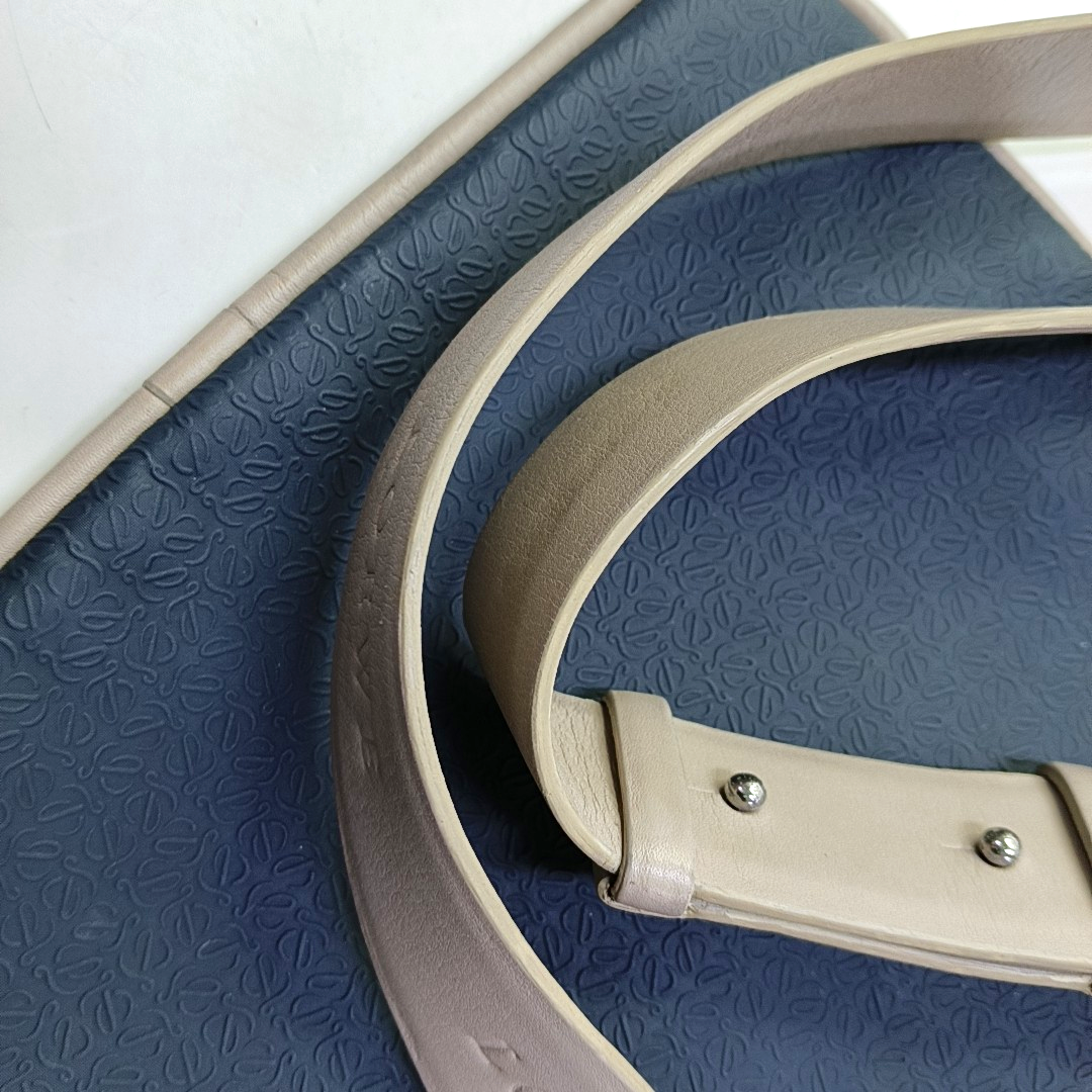 LOEWE Blue Cowhide Crossbody Bag Silver Hardware-(SKU)-950955098