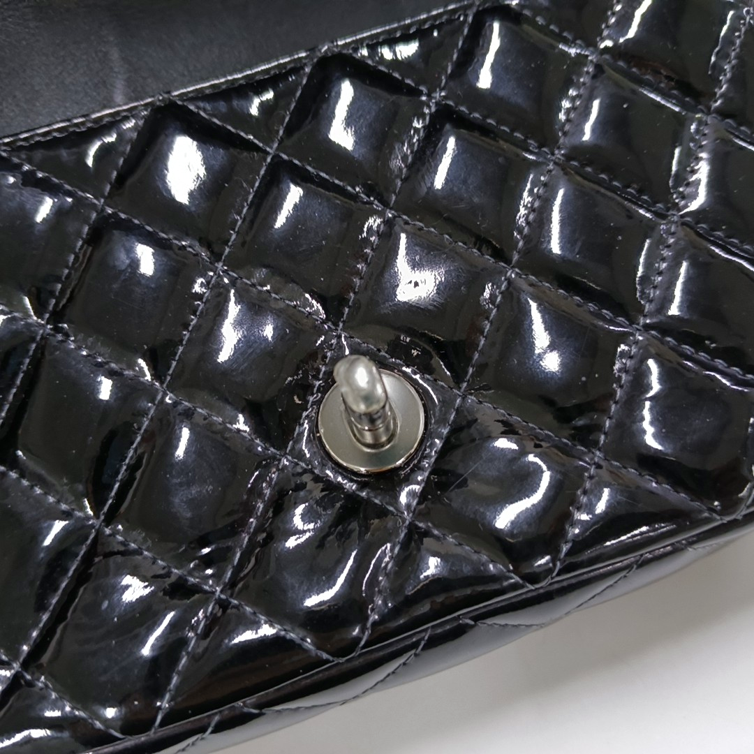 CHANEL CLASSIC FLAP Mini Black Patent Leather Diamond Quilted Large Crossbody Bag Shoulder Bag Silver Hardware 17 Opening-(SKU)-961226830