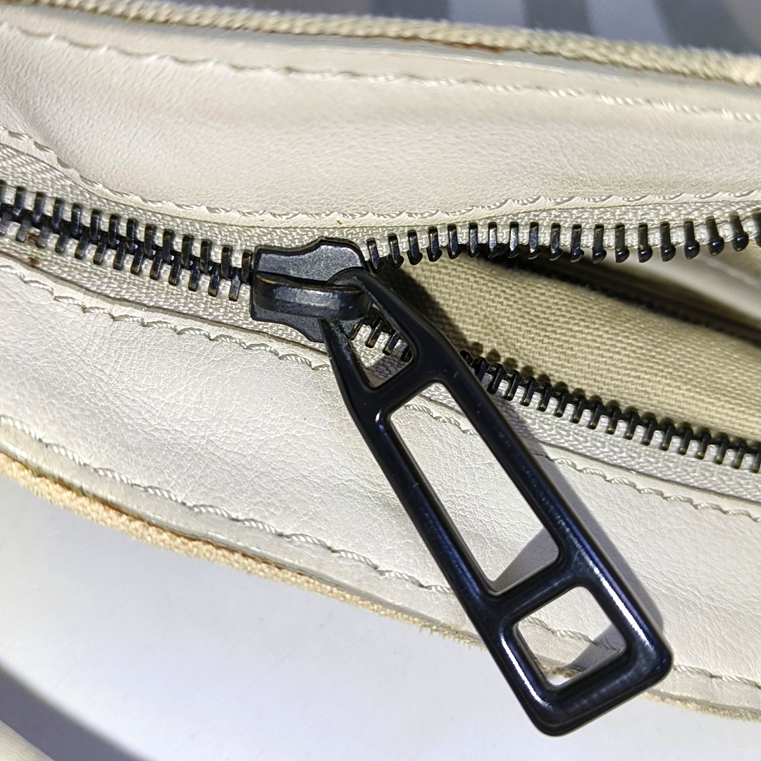 BURBERRY Beige Canvas Handbag Black hardware-(SKU)-950668456