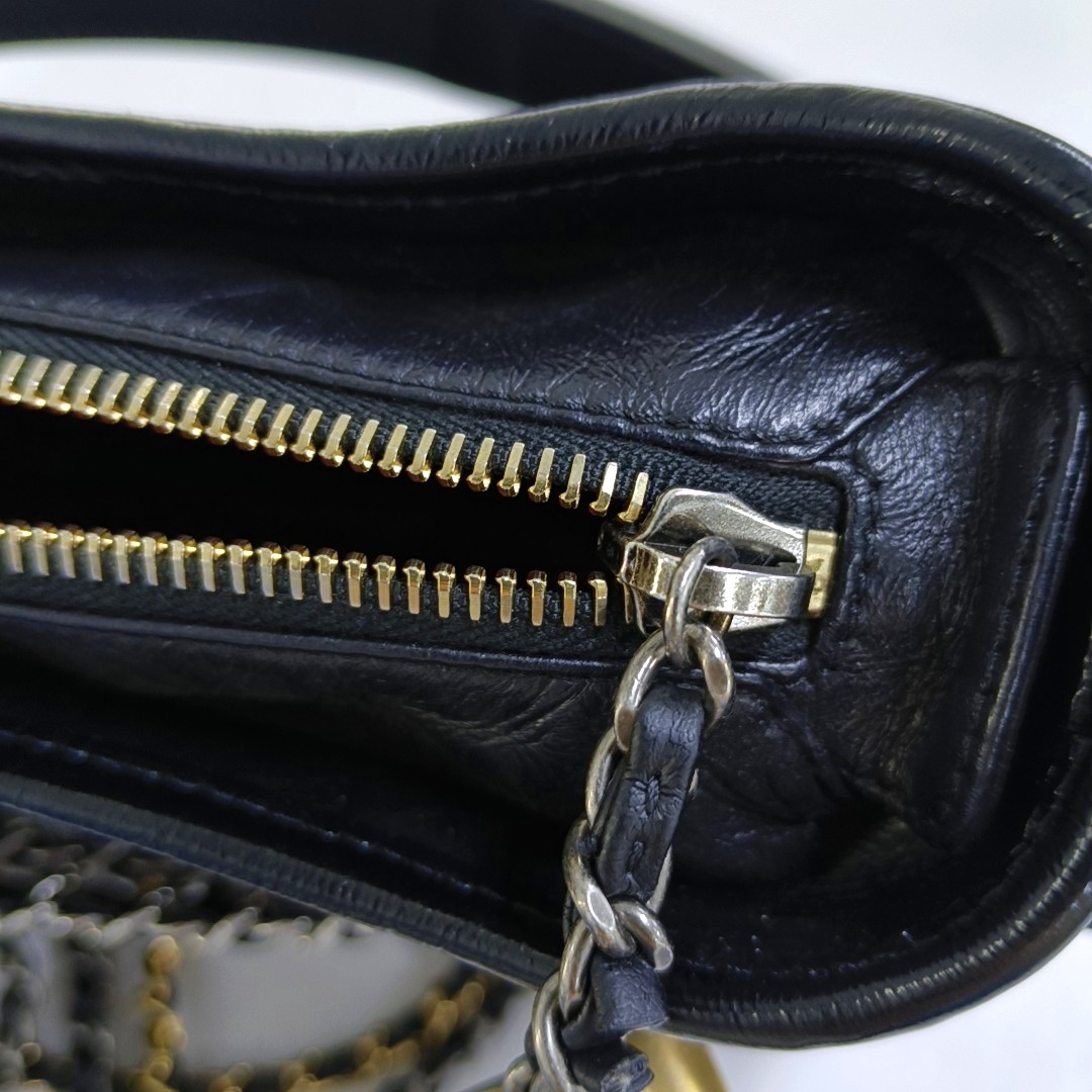 CHANEL GABRIELLE small black leather quilted diamond-stitched crossbody bag shoulder bag removable shoulder strap-(SKU)-953784827