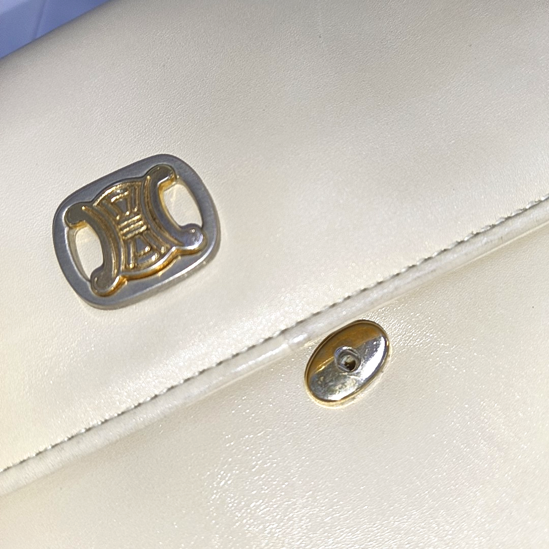 CELINE Beige Cowhide Triumph Crossbody Shoulder Bag Golden hardware Removable shoulder strap-(SKU)-935277558