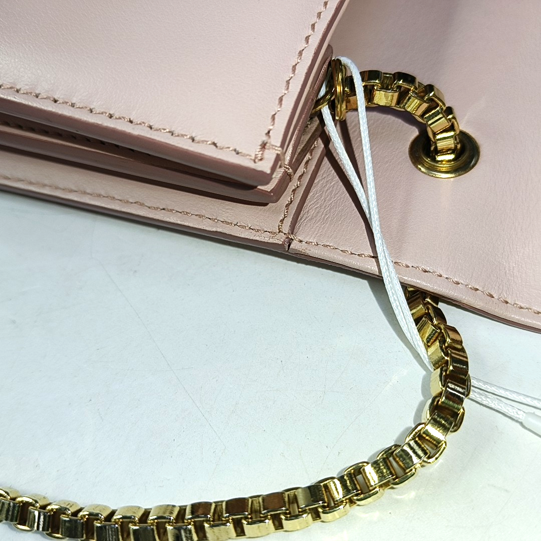 FERRAGAMO Thalia Light Pink Leather Crossbody Bag Single Shoulder Bag Golden hardware-(SKU)-951994003