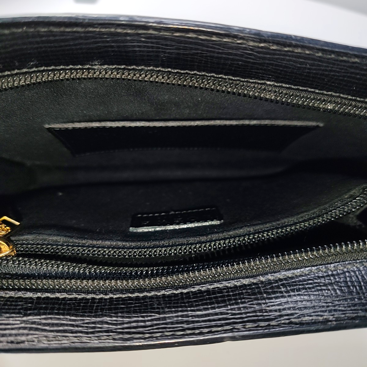 LOEWE Black Cowhide Clutch Golden hardware-(SKU)-943656028