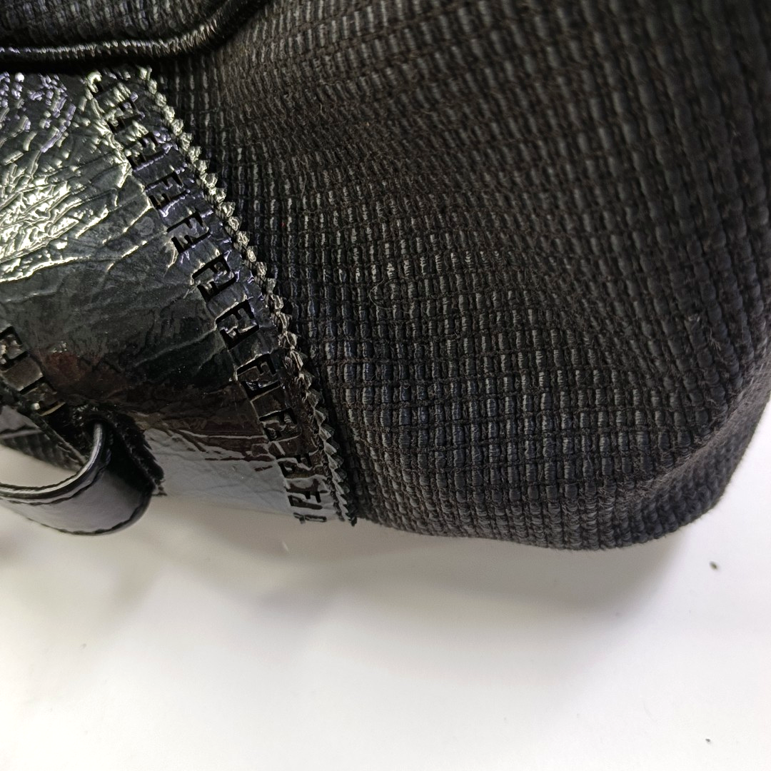FENDI Black织物双FHandheld包 Golden hardware-(SKU)-960605118