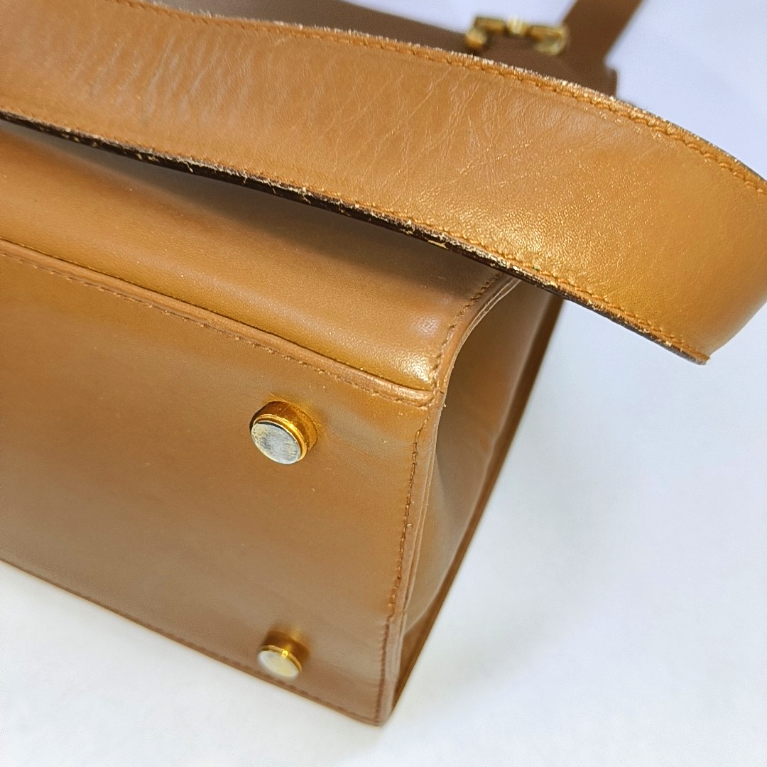 FERRAGAMO Tote bag Brown Cowhide Single Shoulder Bag Tote Golden hardware-(SKU)-941975755