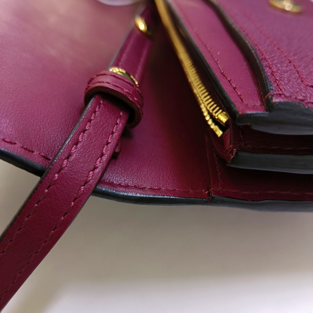 BURBERRY Henley Burgundy Cowhide Embossed Crossbody Shoulder Bag Golden hardware Removable shoulder strap-(SKU)-952775752